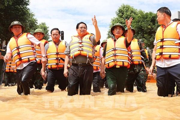 Thủ tướng thị sát, động viên nhân dân và chỉ đạo khắc phục hậu quả thiên tai tại Thái Nguyên