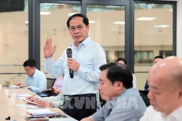 Phó Thủ tướng Bùi Thanh Sơn: Các gian hàng Hội chợ mùa Thu 2025 cần chú trọng tương tác với người tiêu dùng
