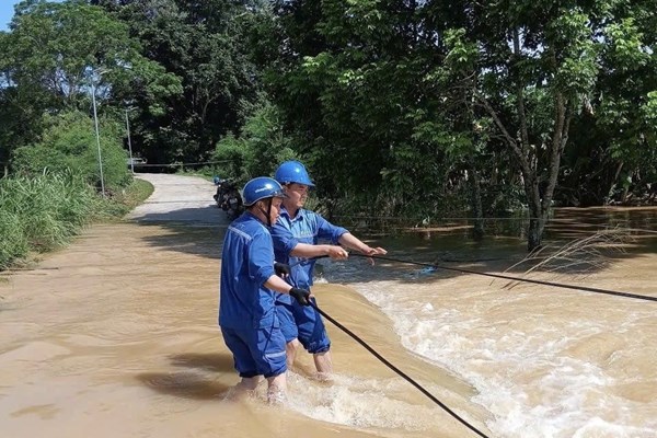 VNPT ưu tiên băng thông cho các đường dây nóng chỉ đạo những vùng ngập lũ