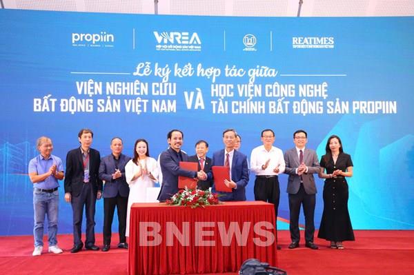 Hợp tác đào tạo nhân lực bất động sản "thực chiến"
