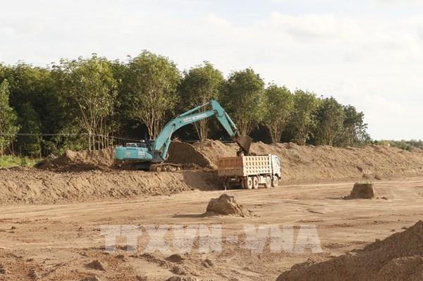 Người dân đồng thuận giao đất cho dự án cao tốc Gia Nghĩa - Chơn Thành