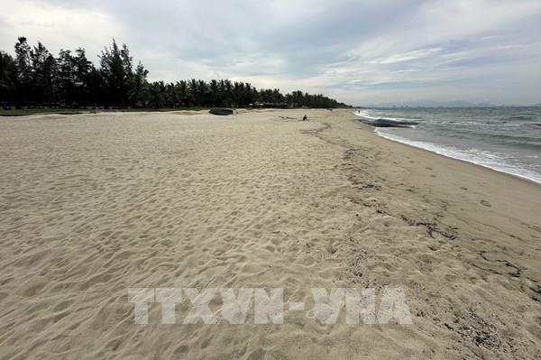 Bảo vệ dải lụa bờ biển miền Trung - Bài 2: Cuộc chiến chưa hồi kết