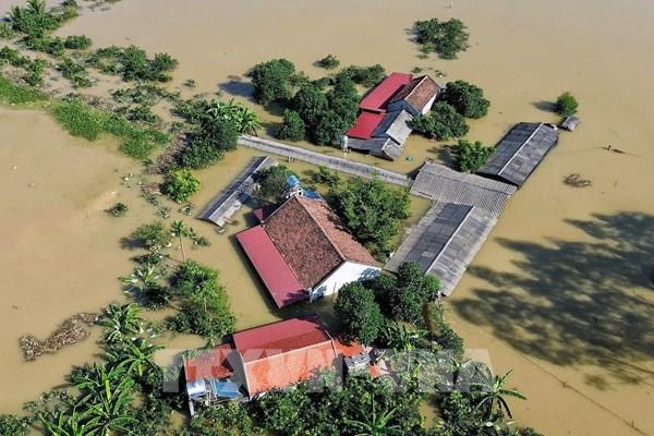 Xã Bố Hạ (Bắc Ninh) vẫn ngập sâu trong nước