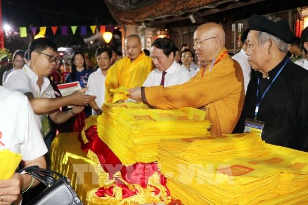 Lễ khai ấn và ban ấn đền Kiếp Bạc