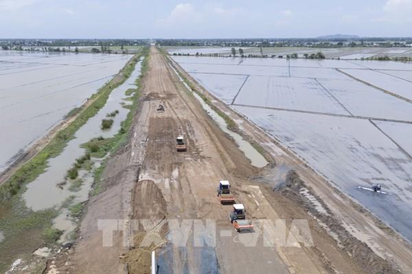 Ưu tiên nguồn lực đầu tư dự án hạ tầng giao thông có tính lan tỏa