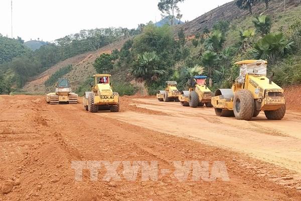 Đẩy nhanh tiến độ, bảo đảm chất lượng 4 dự án cao tốc trọng điểm