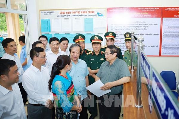Thủ tướng kiểm tra công tác hành chính, chuyển đổi số tại xã biên giới Thanh Hóa