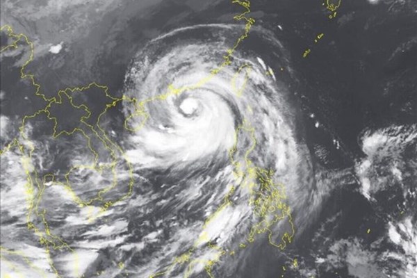 Vùng áp thấp ở Philippines khả năng mạnh thành bão và đi vào Biển Đông