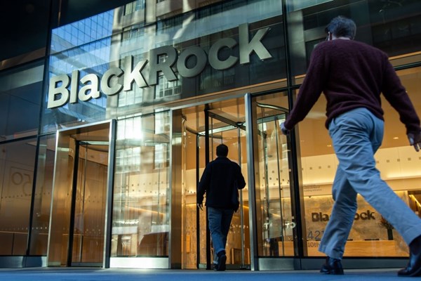 BlackRock đạt kỷ lục 13.460 tỷ USD tài sản