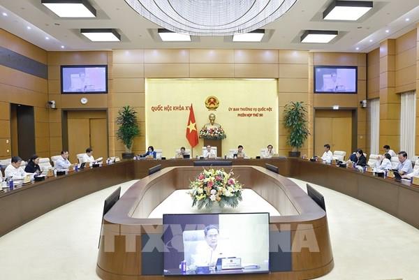 Quản lý chặt chẽ, giảm thủ tục cấp phép xây dựng