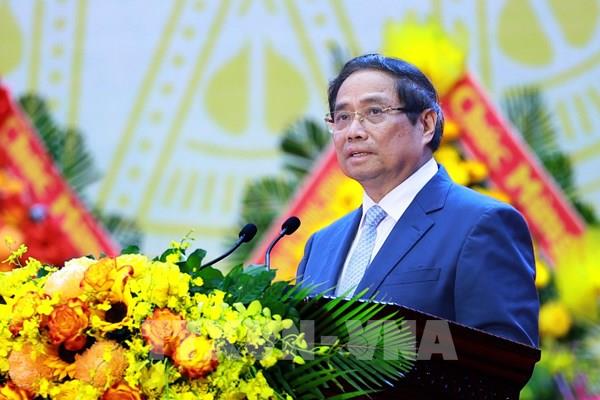 Thủ tướng: Quân khu 5 hãy viết tiếp trang sử vẻ vang của Quân đội và dân tộc Việt Nam anh hùng