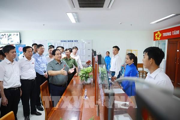 Thủ tướng Phạm Minh Chính kiểm tra, chỉ đạo xử lý các vướng mắc tại Cần Thơ
