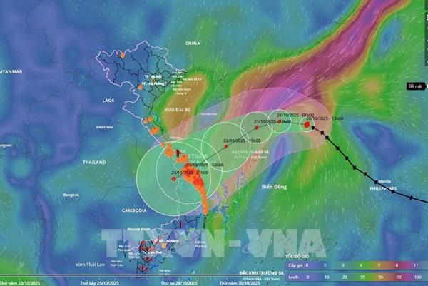 Thủ tướng chỉ đạo ứng phó khẩn cấp với bão số 12 và mưa lũ diện rộng