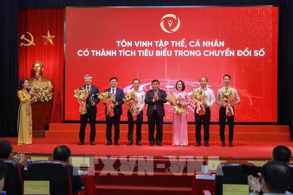 Chuyển đổi số: Nhanh hơn - hiệu quả hơn - gần dân hơn