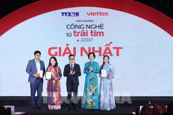 Thủ tướng Chính phủ Việt Nam và Thái Lan Tăng Cường Quan Hệ Đối Tác Chiến Lược