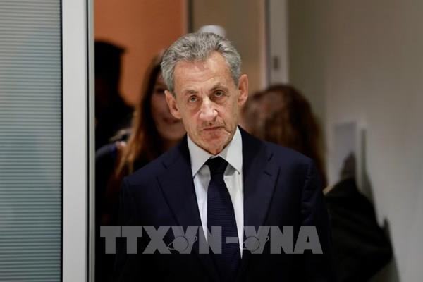 Pháp: Cựu Tổng thống Nicolas Sarkozy thi hành án phạt tù