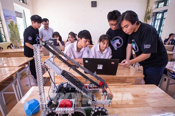 STEM thắp lửa sáng tạo trong học đường Phú Thọ