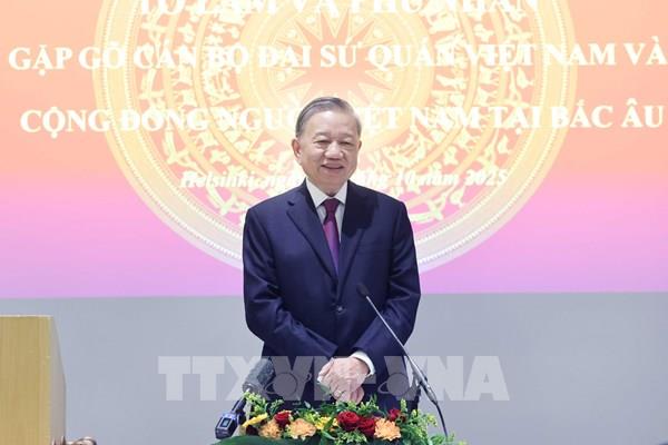 Tổng Bí thư Tô Lâm gặp gỡ cán bộ Đại sứ quán Việt Nam và cộng đồng người Việt tại các nước Bắc Âu