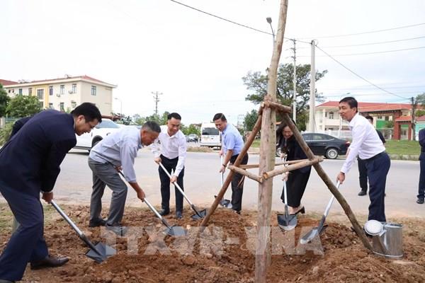 Phát động Chương trình “Vì một Việt Nam xanh” năm 2025