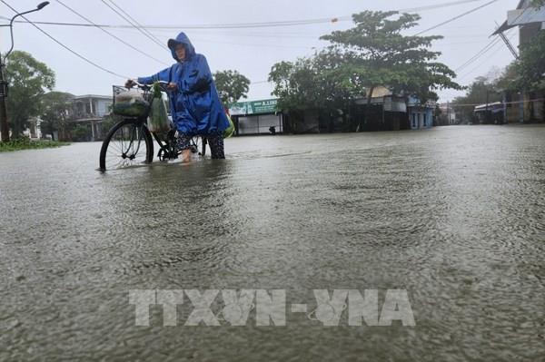 Từ Huế đến Quảng Ngãi có nơi mưa trên 300mm, nguy cơ ngập úng và sạt lở đất