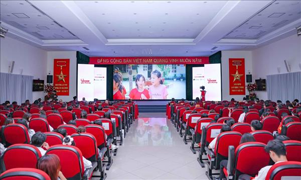 Khi yêu thương được chạm - hạnh phúc được gieo mầm