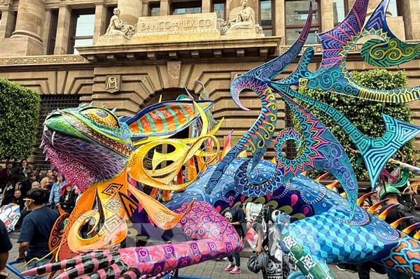 Các tác phẩm điêu khắc dân gian Alebrijes