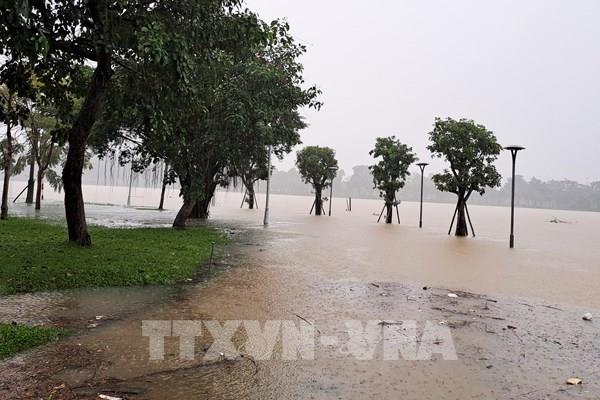 Dự báo thời tiết ngày 27/10: Huế và Đà Nẵng đối mặt mưa rất to