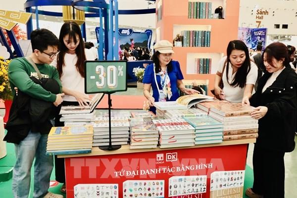 Nghị quyết số 80-NQ/TW của Bộ Chính trị về phát triển văn hóa Việt Nam