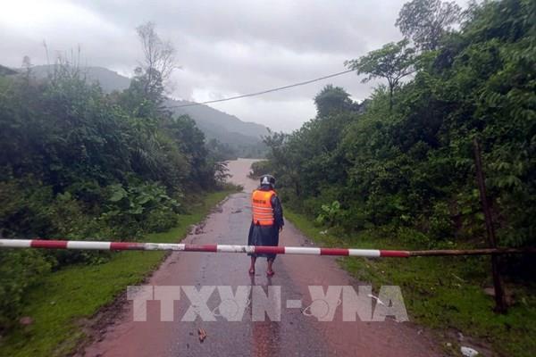 Quảng Trị: Học sinh vùng trũng, miền núi nghỉ học vì mưa lớn gây ngập lụt