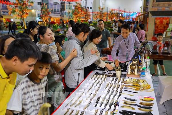 Hội chợ Mùa Thu 2025: Tinh hoa Hà Nội bùng nổ doanh số