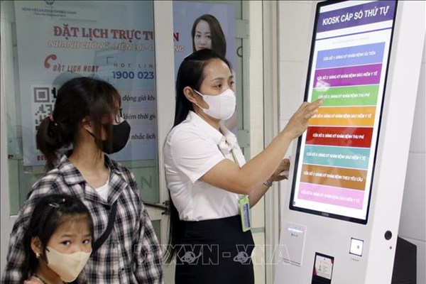 Chuyển đổi số – bước tiến mới trong chăm sóc sức khỏe nhân dân