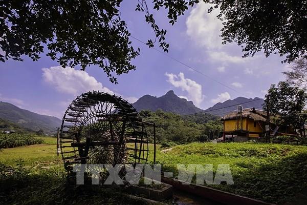 Vẻ đẹp bình yên của bản Giang Mỗ