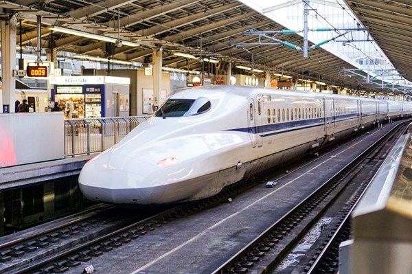 Chi phí tuyến tàu siêu tốc Tokyo – Nagoya tăng vọt lên 11.000 tỷ yen