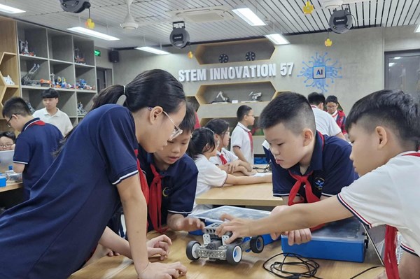 “Phòng STEM”: Tâm điểm đổi mới sáng tạo ở Trường THCS Cầu Giấy