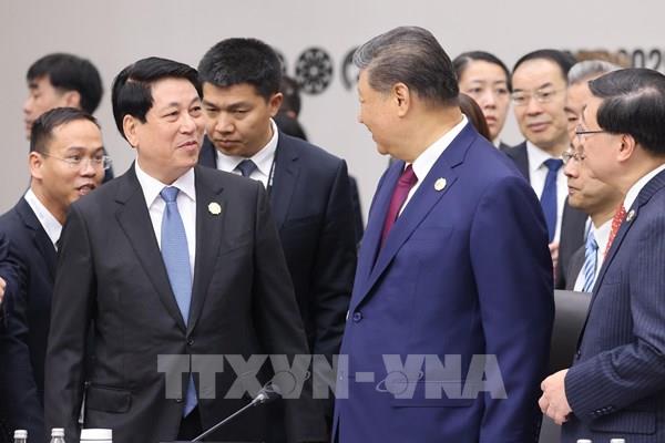 Chủ tịch nước Lương Cường gặp Tổng Bí thư, Chủ tịch Trung Quốc Tập Cận Bình