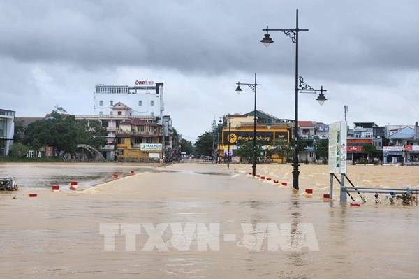 Không khí lạnh mở rộng vùng ảnh hưởng, lũ trên các sông từ Huế đến Quảng Ngãi sẽ lên
