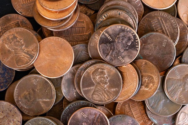 Mỹ ngừng sản xuất đồng 1 xu, các nhà bán lẻ gặp khó