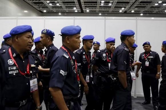 Malaysia truy bắt nghi phạm tham gia lừa đảo trực tuyến tại Campuchia