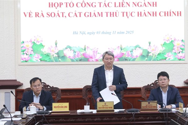 Công khai tiến độ cắt giảm thủ tục hành chính​