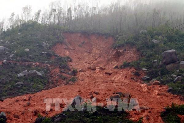 Cảnh báo nguy cơ xảy ra lũ quét, sạt lở đất ở Quảng Ngãi và Gia Lai