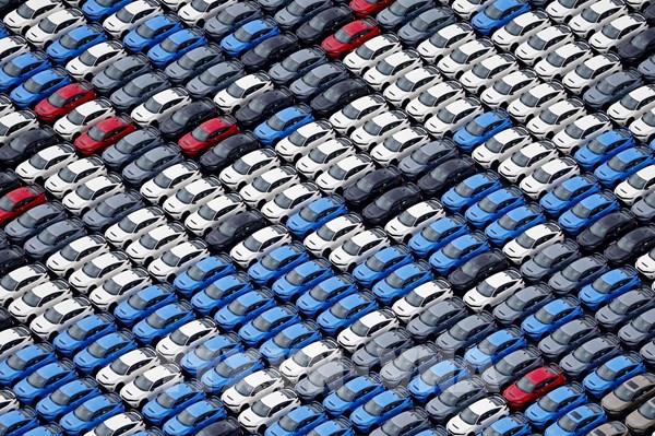 Ngành ô tô toàn cầu "thở phào" sau khi Trung Quốc nới lỏng lệnh cấm xuất khẩu chip