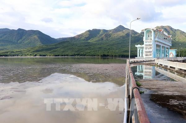 Kiểm kê dung tích trữ hồ chứa, điều tiết lũ khi sắp có mưa lớn ở Trung Bộ