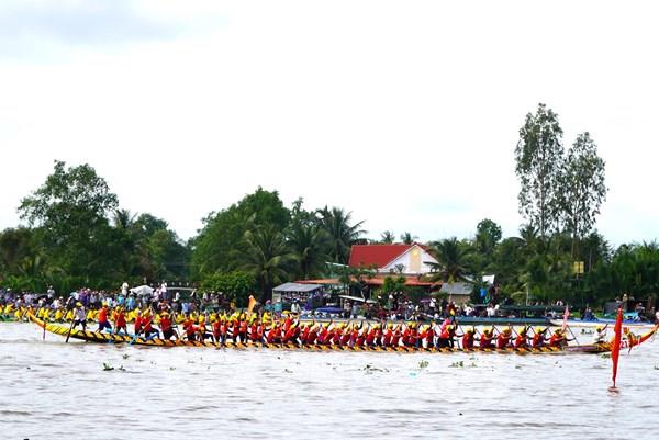 Rộn ràng sắc màu văn hóa Khmer giữa lòng An Giang