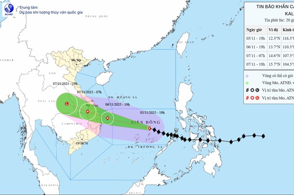 Bão tiếp tục di chuyển nhanh vào đất liền Quảng Ngãi đến Đắk Lắk
