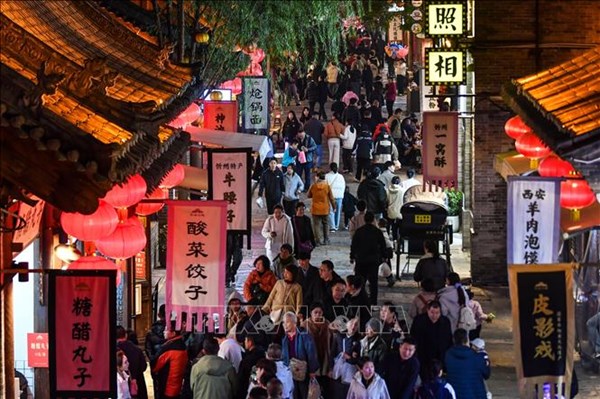 Trung Quốc khôi phục tour du lịch theo đoàn tới Canada sau 2 năm gián đoạn