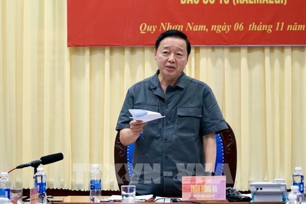 Phó Thủ tướng Trần Hồng Hà họp khẩn với các tỉnh Trung bộ về ứng phó bão số 13