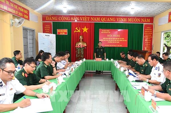 Bộ Quốc phòng kiểm tra cao điểm chống khai thác IUU tại An Giang