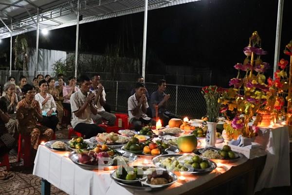 Giữ hồn văn hóa Khmer qua nghi lễ Cúng Trăng truyền thống