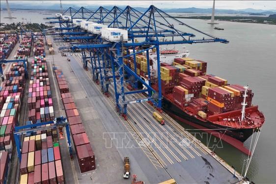 Báo cáo tình hình kinh tế xã hội tháng 10 và 10 tháng năm 2025