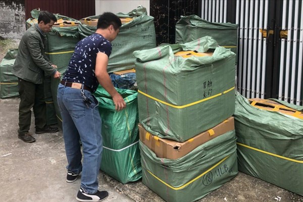 Hà Nội phát hiện hơn 1.600 túi xách giả mạo nhãn hiệu nổi tiếng